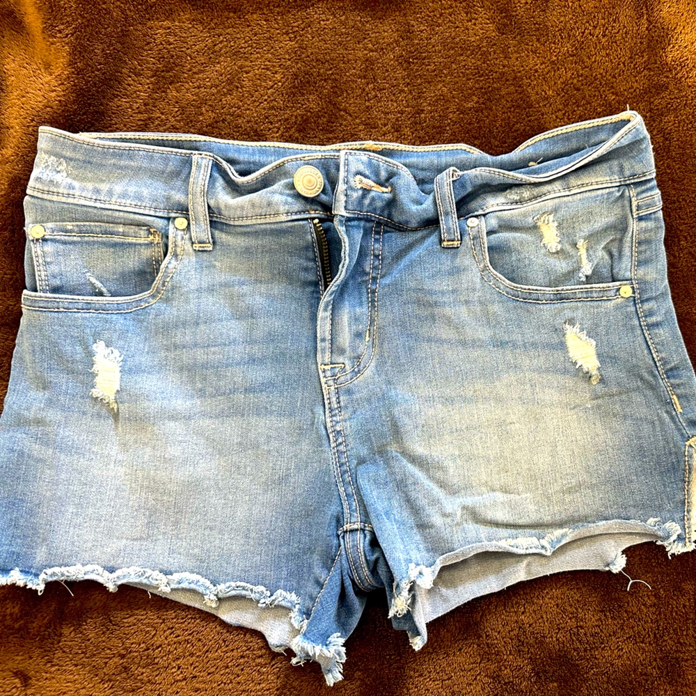 Ladies size 38 waist Bootlegger jean shorts